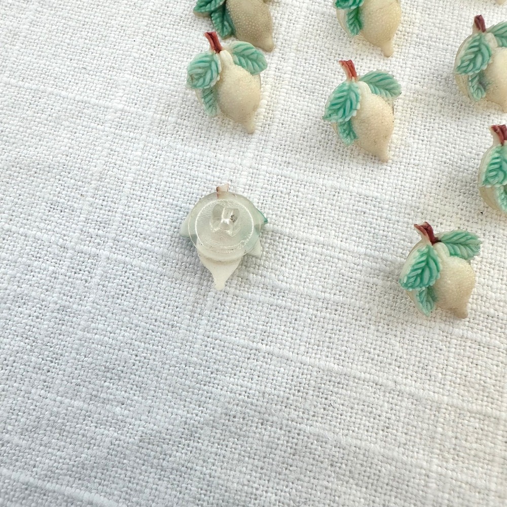 Set of 13 Vintage Lemon Buttons Yellow Vtg‎ Crafts - Picture 3 of 5